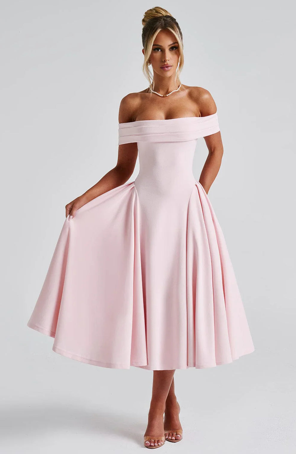 BÉLLEBOUTIQUE Elegant Mini Dress