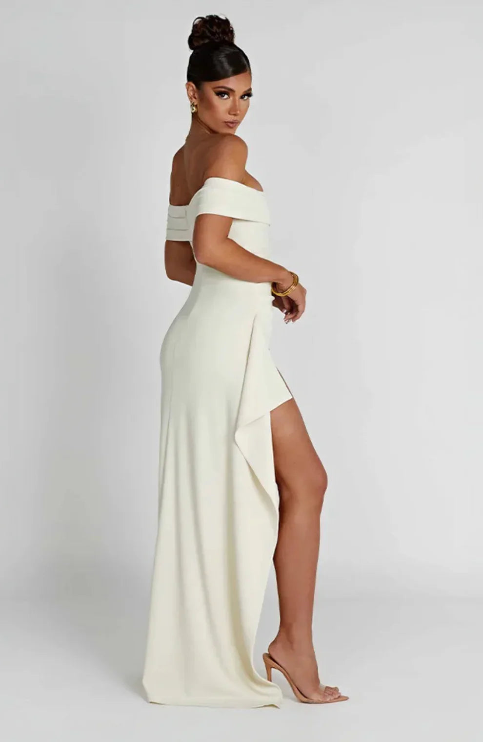 BÉLLEBOUTIQUE Centré Maxi Dress