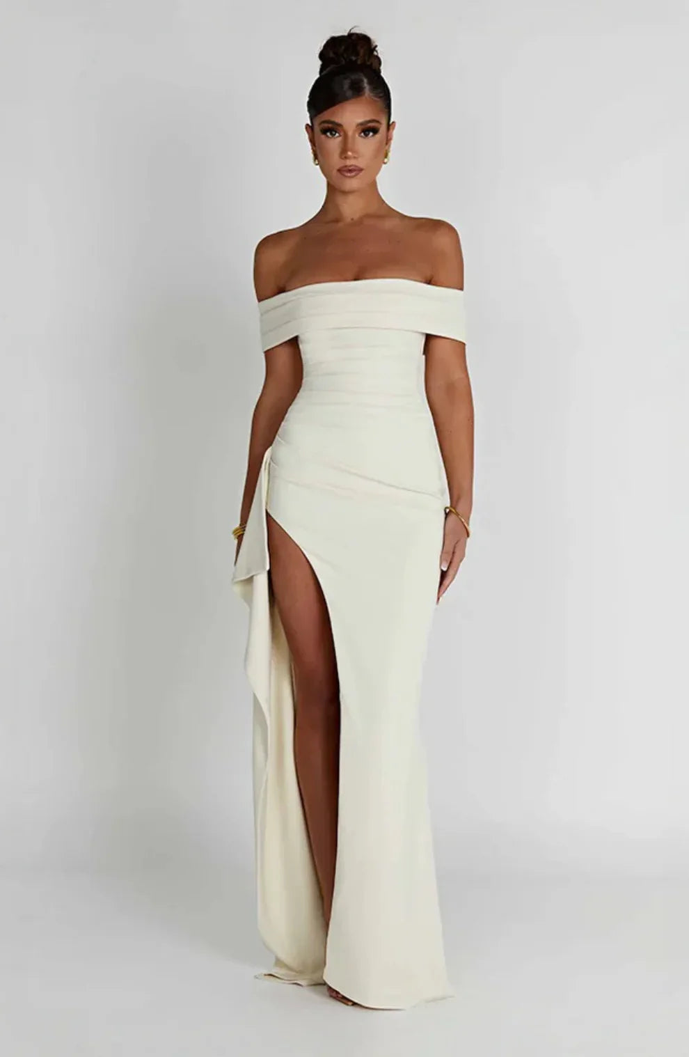 BÉLLEBOUTIQUE Centré Maxi Dress