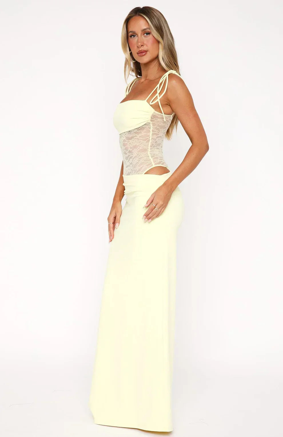 BÉLLEBOUTIQUE Maxi Dress