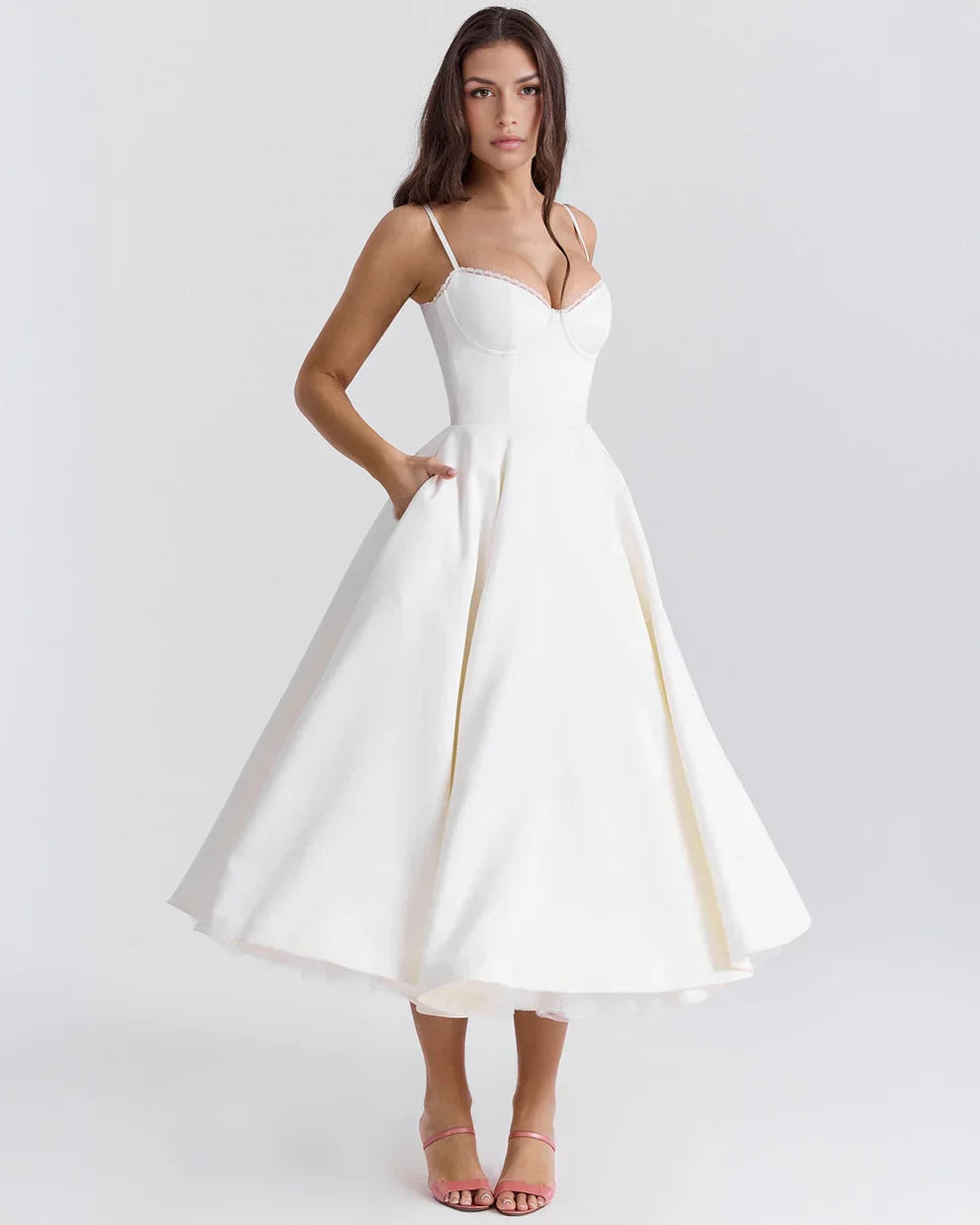 BÉLLEBOUTIQUE Arela Midi Dress