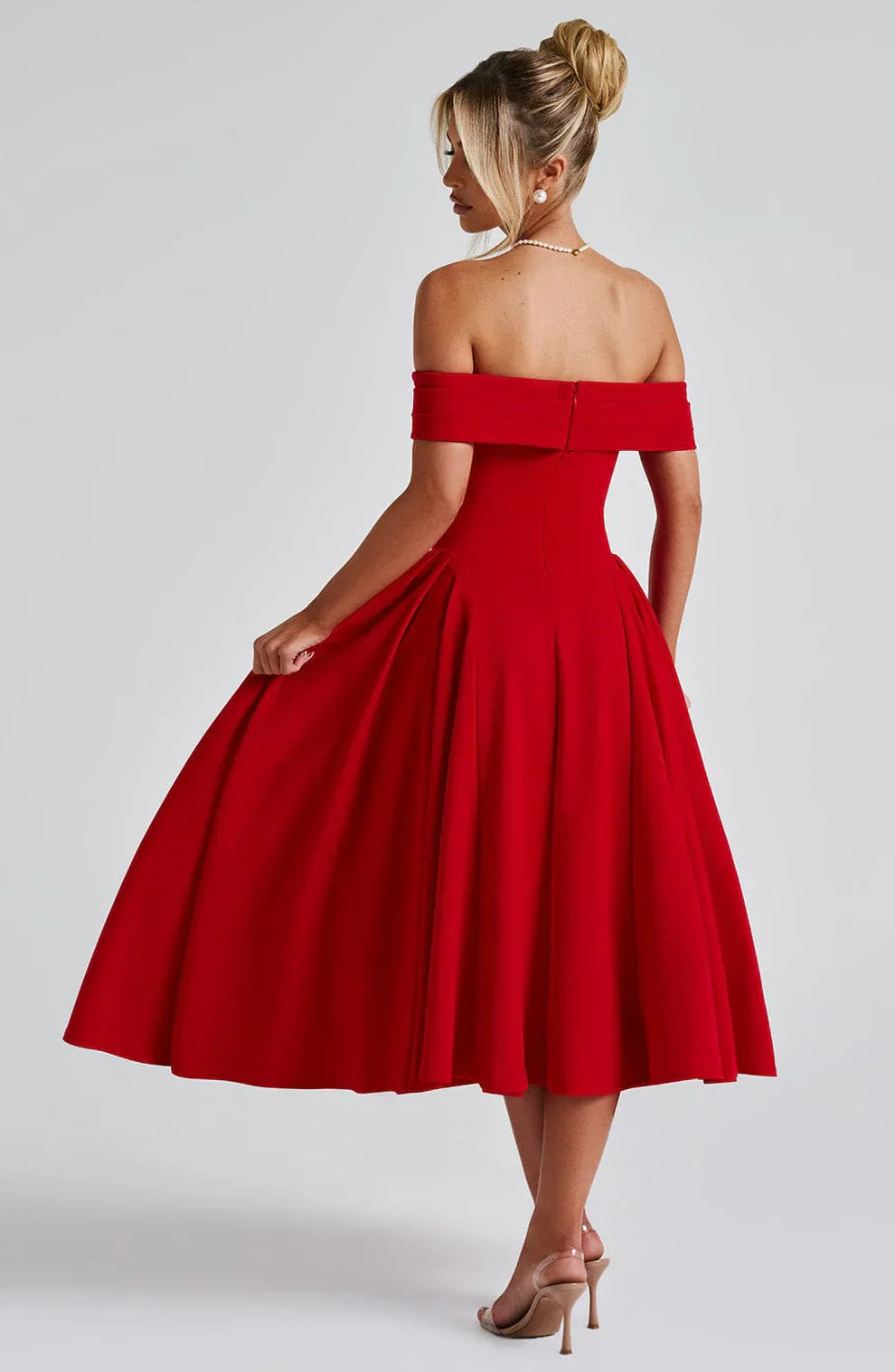 BÉLLEBOUTIQUE Elegant Mini Dress