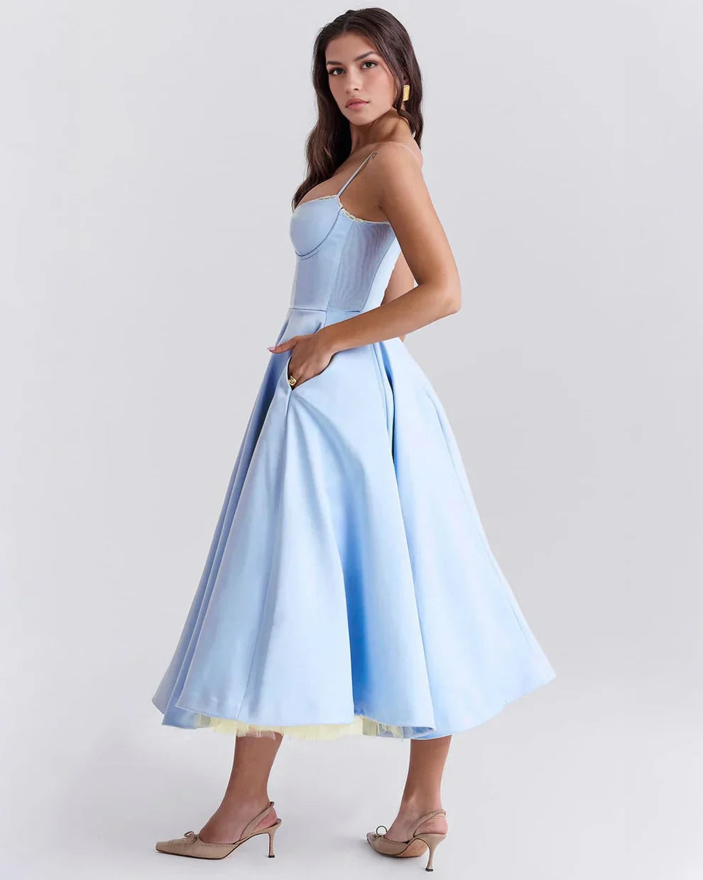BÉLLEBOUTIQUE Arela Midi Dress