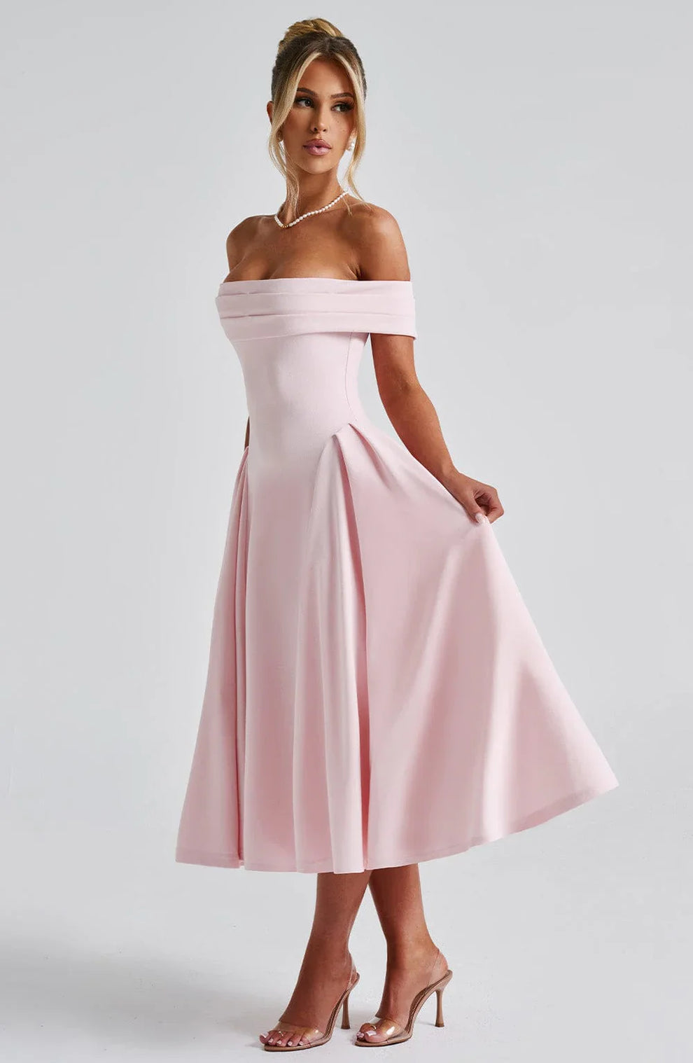 BÉLLEBOUTIQUE Elegant Mini Dress
