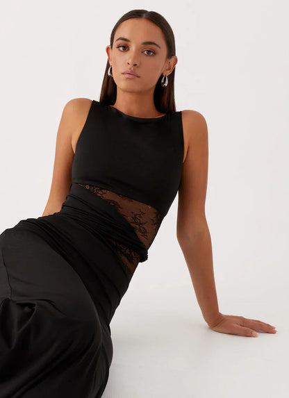 BÉLLEBOUTIQUE Maxi Dress