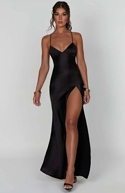 BÉLLEBOUTIQUE Maxi Dress