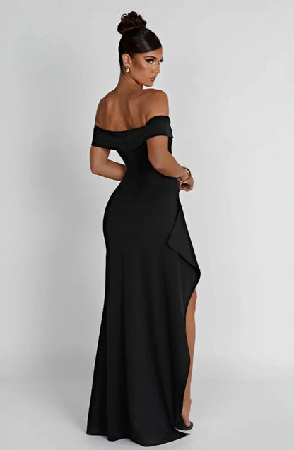 BÉLLEBOUTIQUE Centré Maxi Dress
